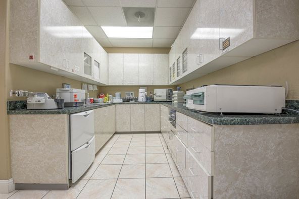 Suite F: 702 Porter Ave, Stockton, CA 95207